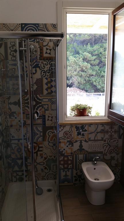 Casa Vacanze Senia Del Rais Favignana Oda fotoğraf