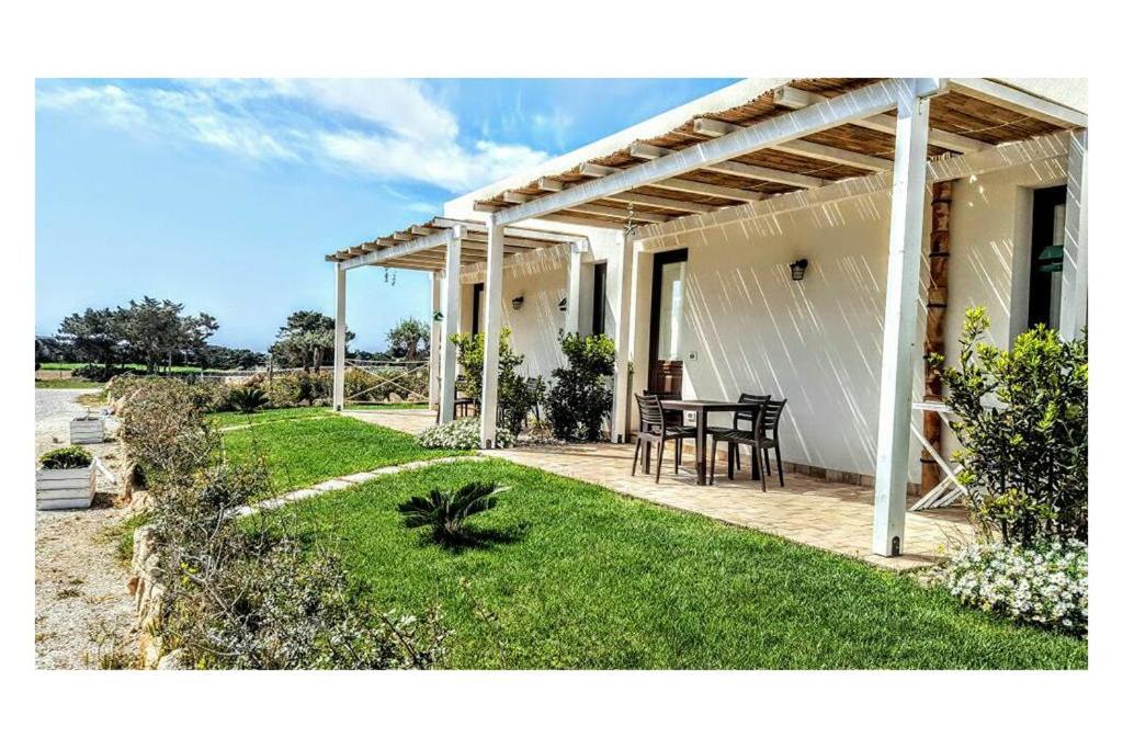 Casa Vacanze Senia Del Rais Favignana Dış mekan fotoğraf